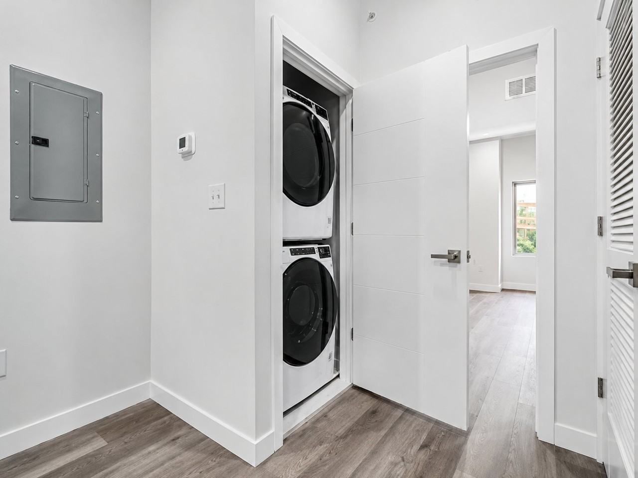 2212 N Marshall St #A10 - Photo 4 of 14