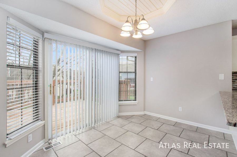 301 Se Onyx Dr - Photo 6 of 23