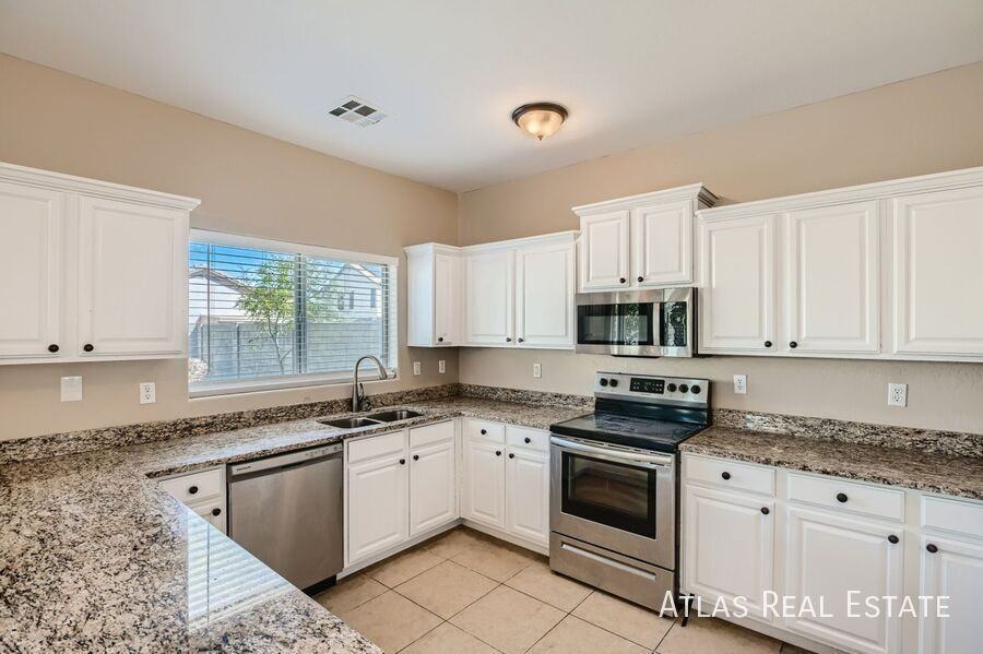 2600 W Jasper Butte Dr - Photo 3 of 16
