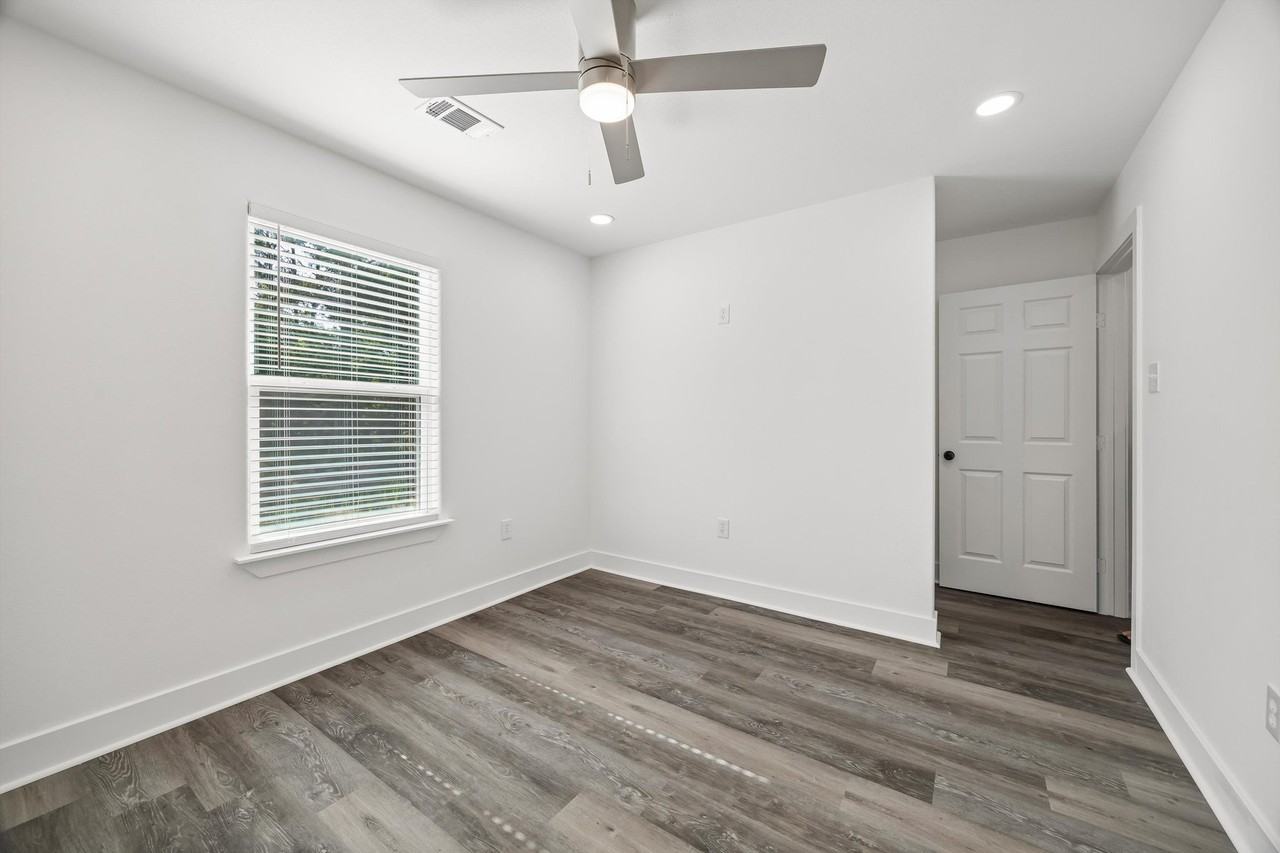 22837 E Community Dr #3 - Photo 7 of 8