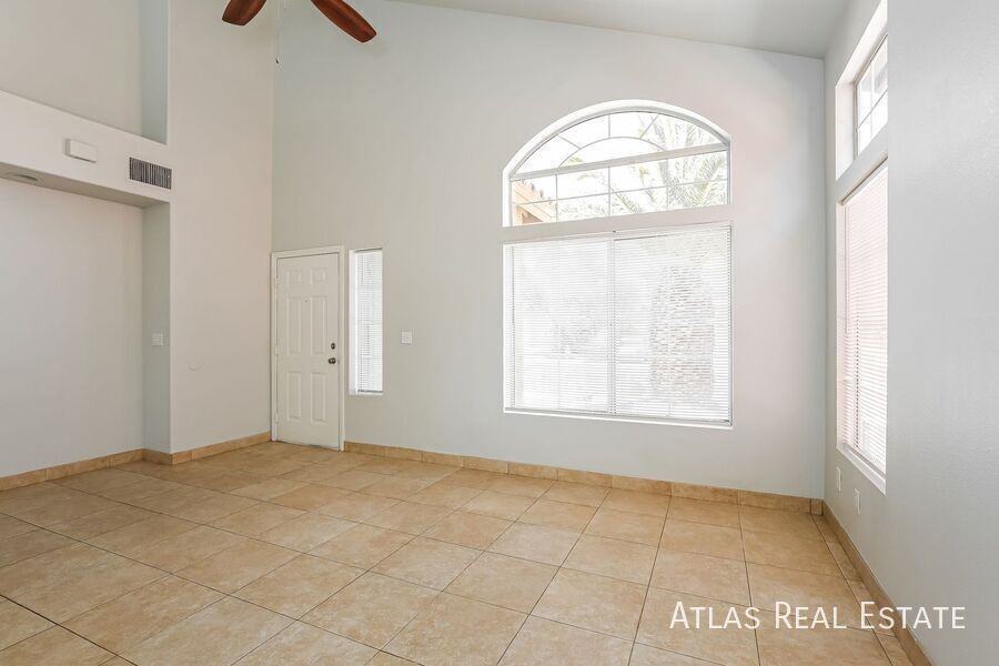 8717 Texas Bronco Ave - Photo 3 of 33