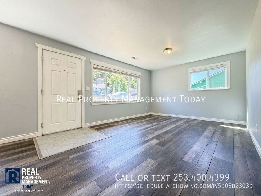 3333 Ward Ave - Photo 6 of 20
