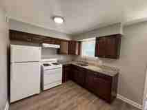 392 Hickory St #2E - Photo 1 of 1