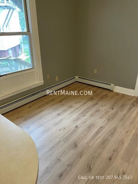 378 Hammond St #3 - Photo 4 of 8
