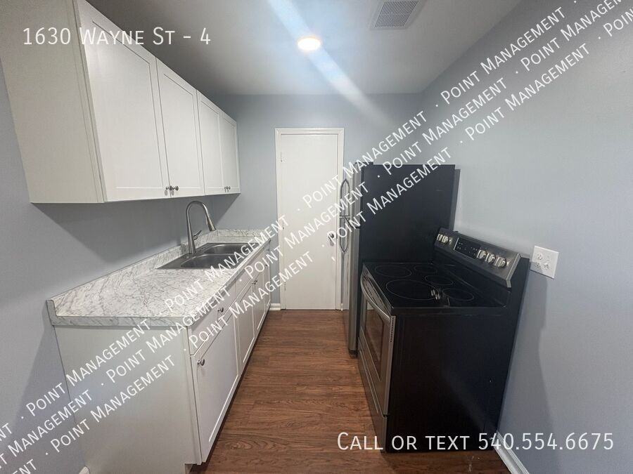 1630 Wayne St Ne #4 - Photo 2 of 7