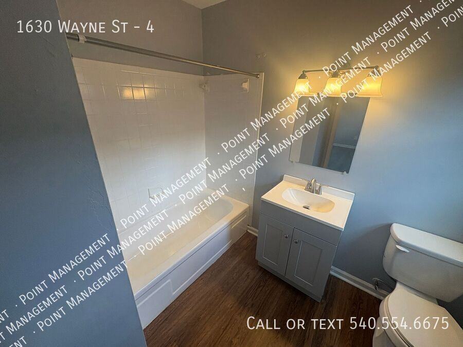 1630 Wayne St Ne #4 - Photo 6 of 7