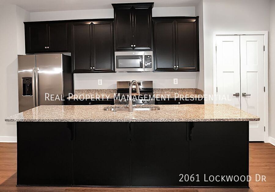 2061 Lockwood Dr - Photo 7 of 26
