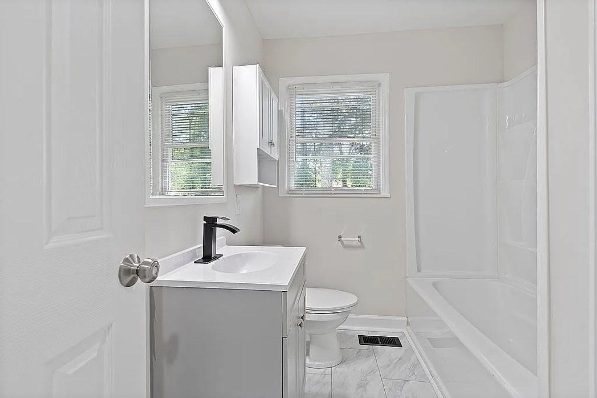 3210 Caywood Dr Nw - Photo 3 of 4