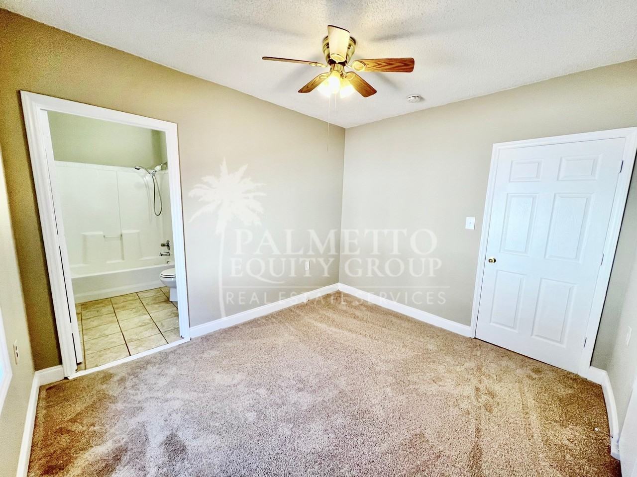 829 Dillard St - Photo 7 of 17