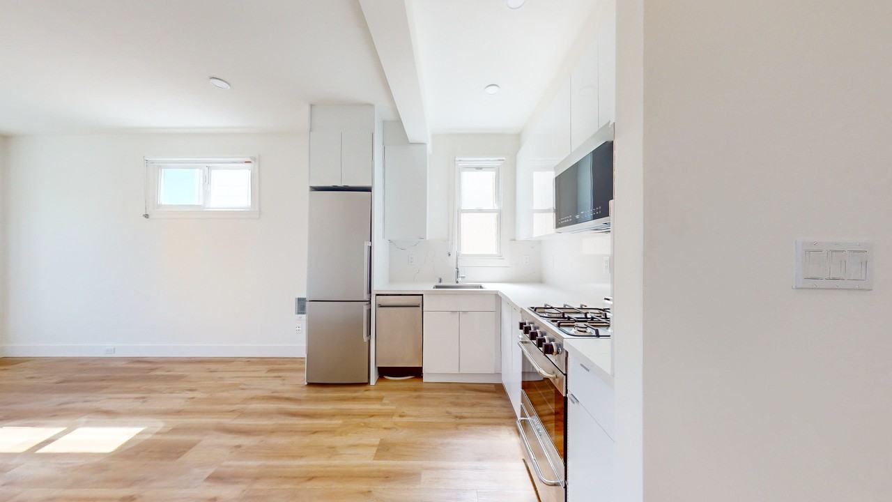 3101 Gough St #206 - Photo 5 of 19