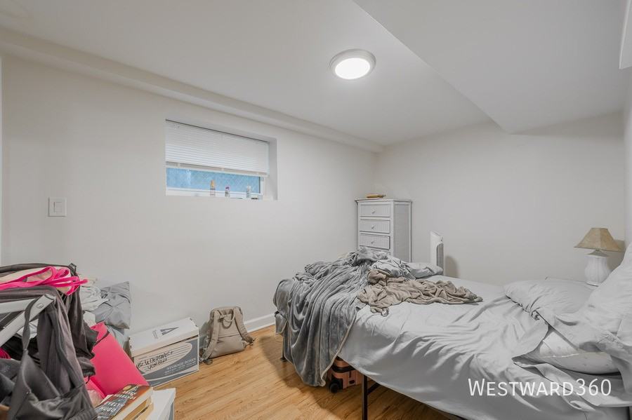 2239 W Cornelia Ave #G - Photo 7 of 13