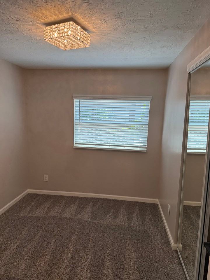 1232 Galapagos Ave S - Photo 7 of 19