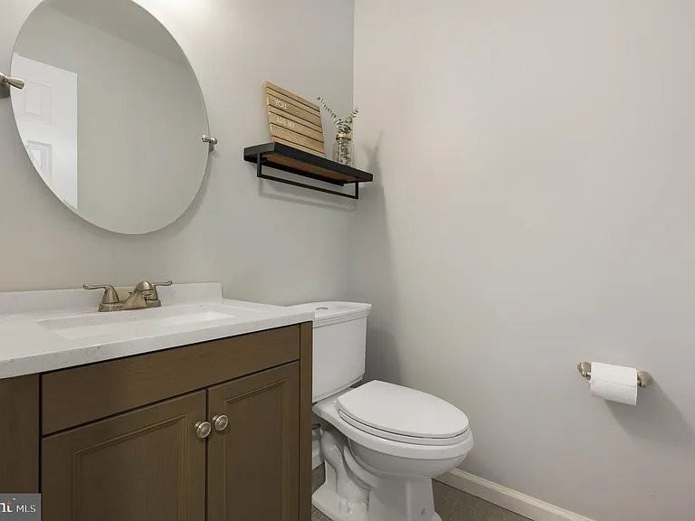 209 Roseman Ct - Photo 6 of 9