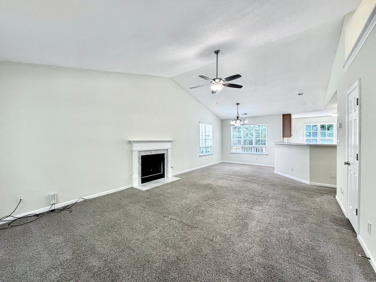 1118 Satin Wood Dr - Photo 2 of 19