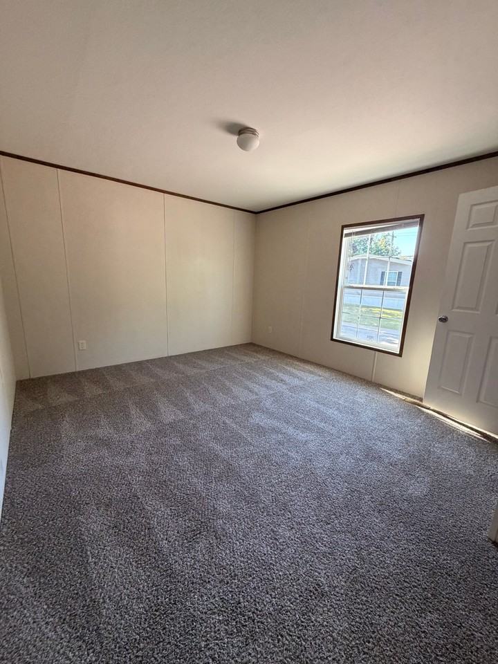 126 Hosner Dr #126 - Photo 2 of 8