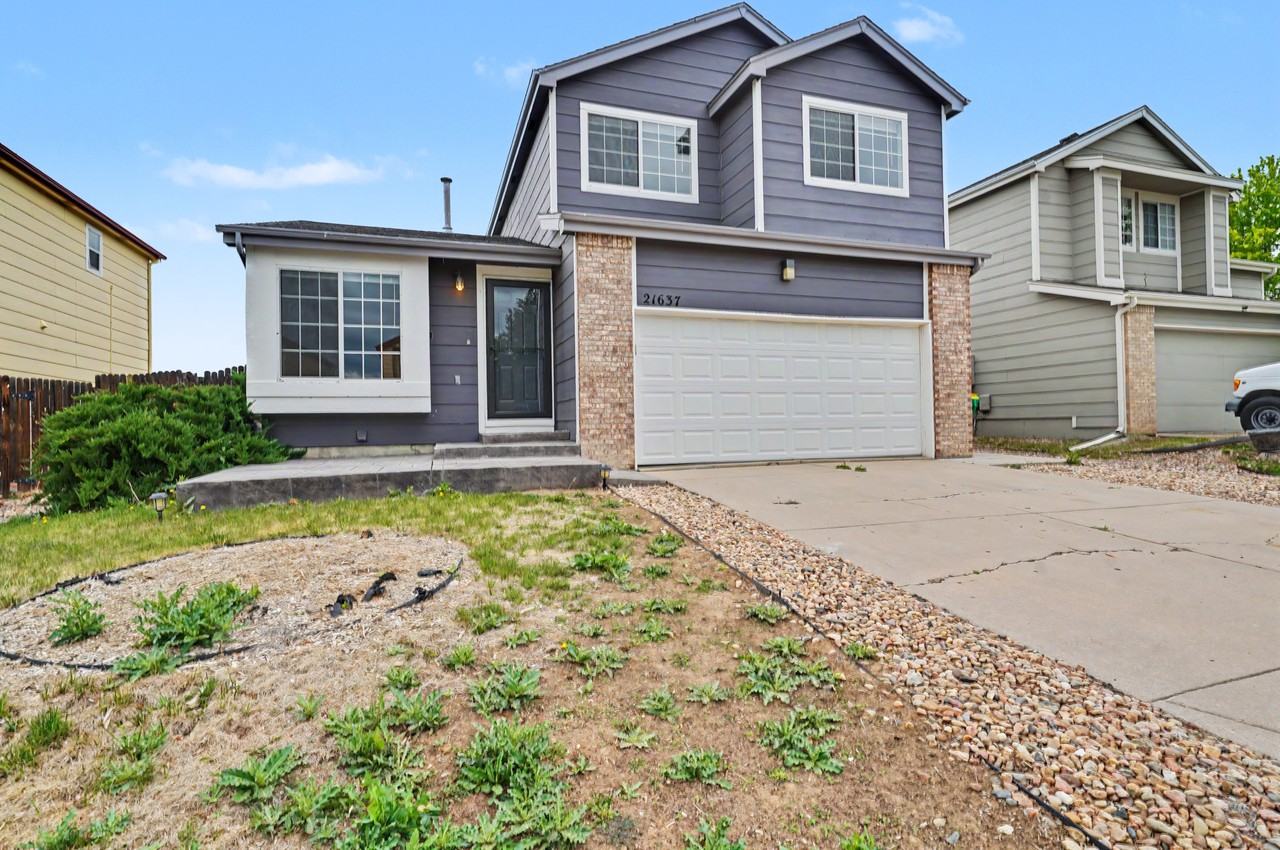 21637 E Crestline Dr - Photo 2 of 25