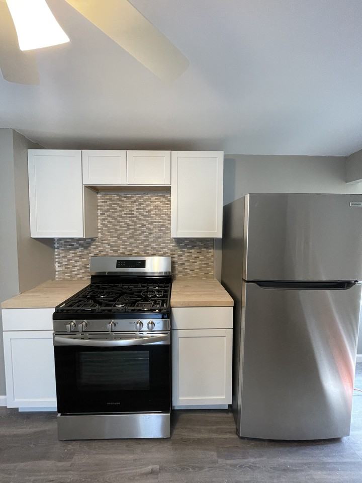 109 William St #1 - Photo 2 of 7