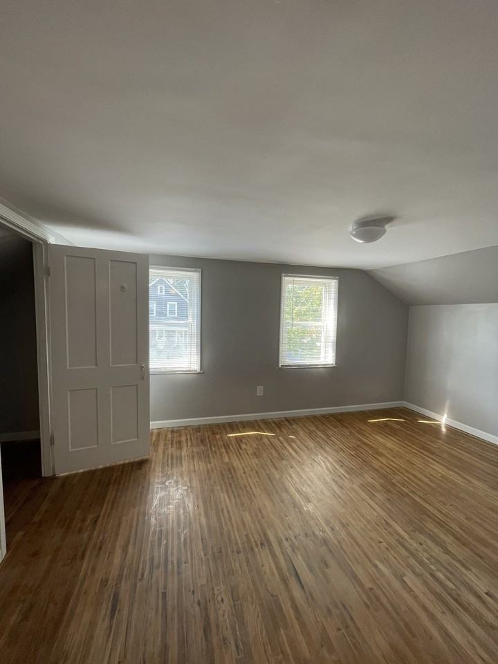 109 William St #1 - Photo 7 of 7
