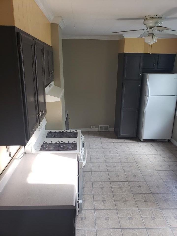 622 Park Ave #2 - Photo 2 of 8