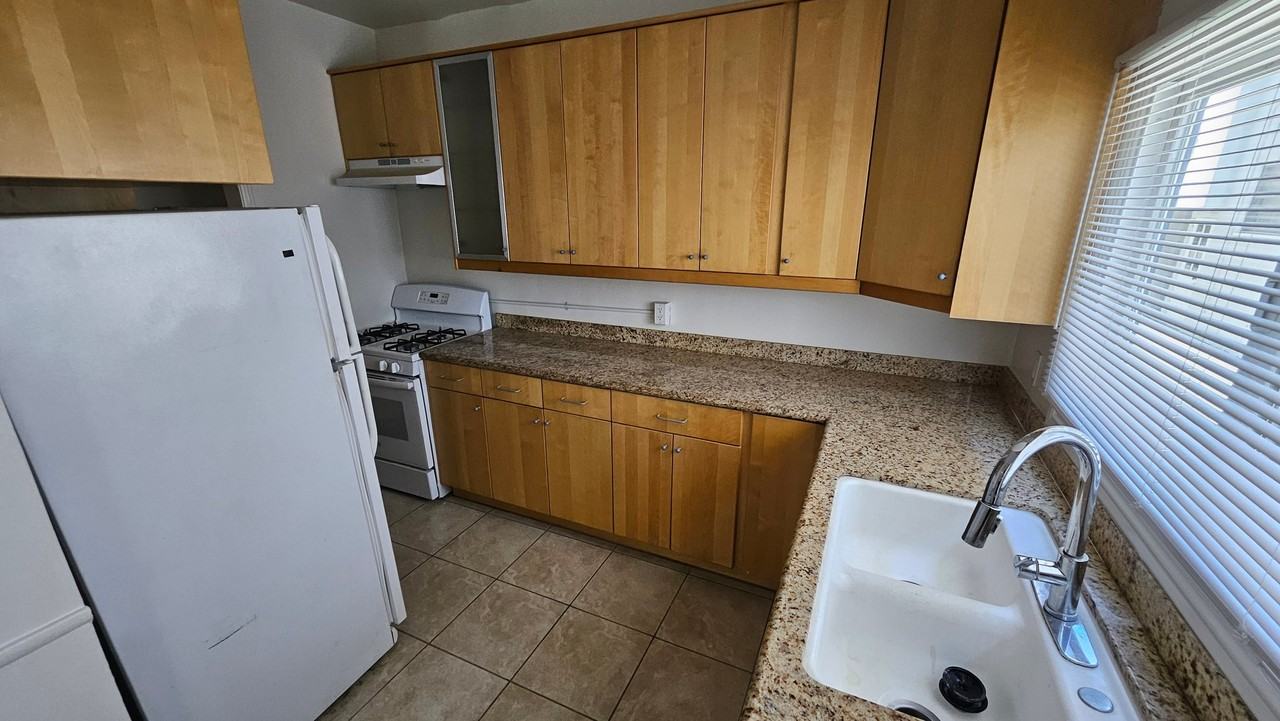 228 S Tower Dr #103 - Photo 5 of 10