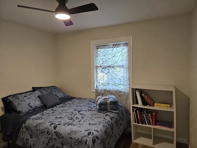 1648 N Elmer St - Photo 5 of 11