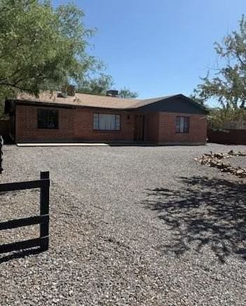 1290 E Allen Rd - Photo 2 of 20