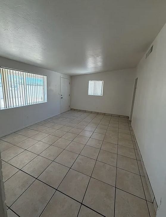 419 E Alturas St - Photo 5 of 16