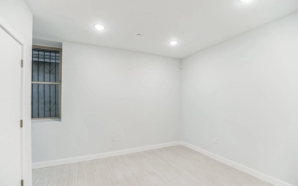 2431 N 7th St #A - Photo 5 of 14