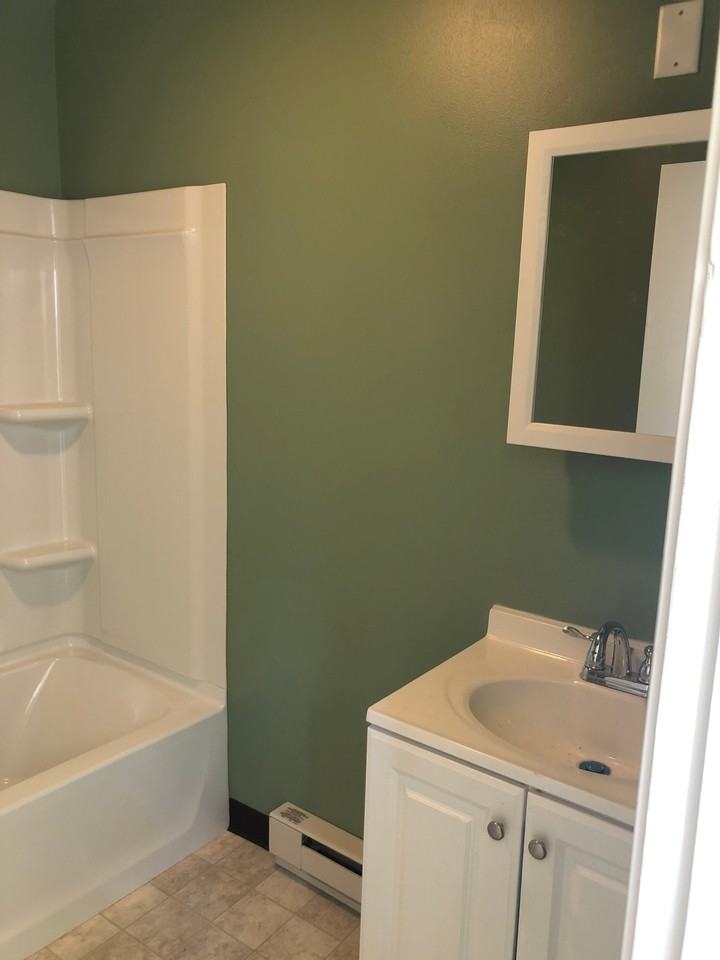 806 Helen St - Photo 2 of 12