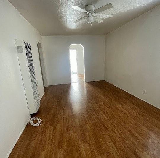 12322 York Ave #D - Photo 2 of 8