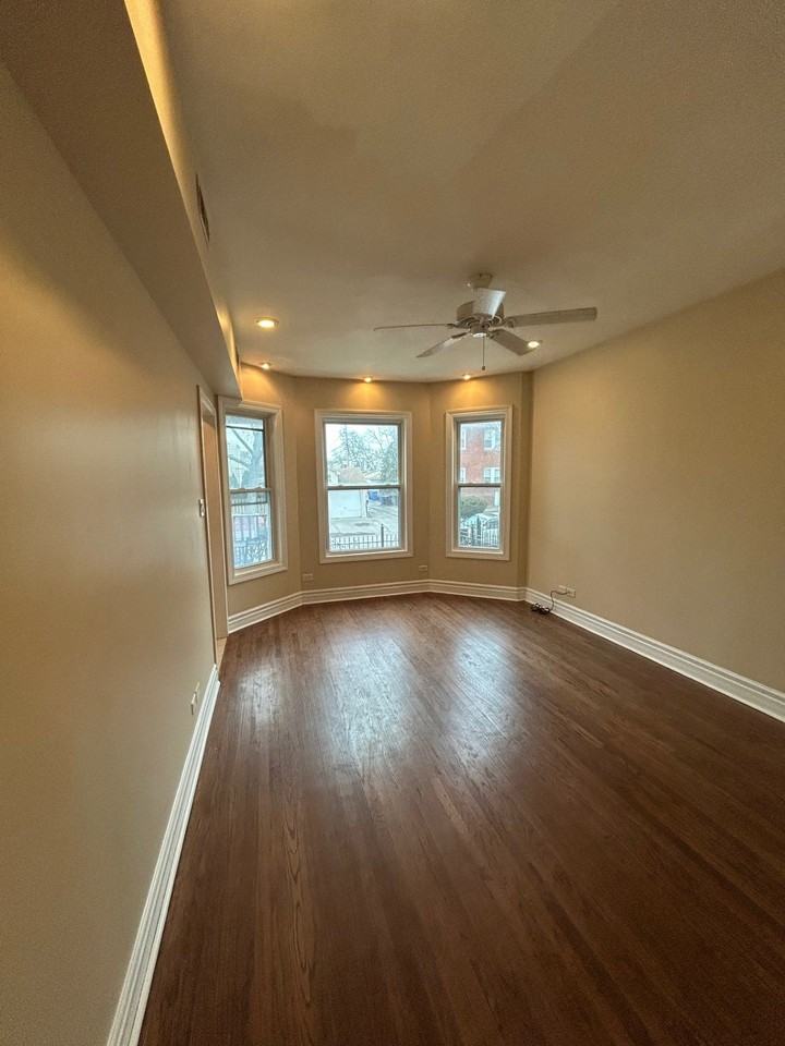 3849 W School St #1 - Photo 2 of 8