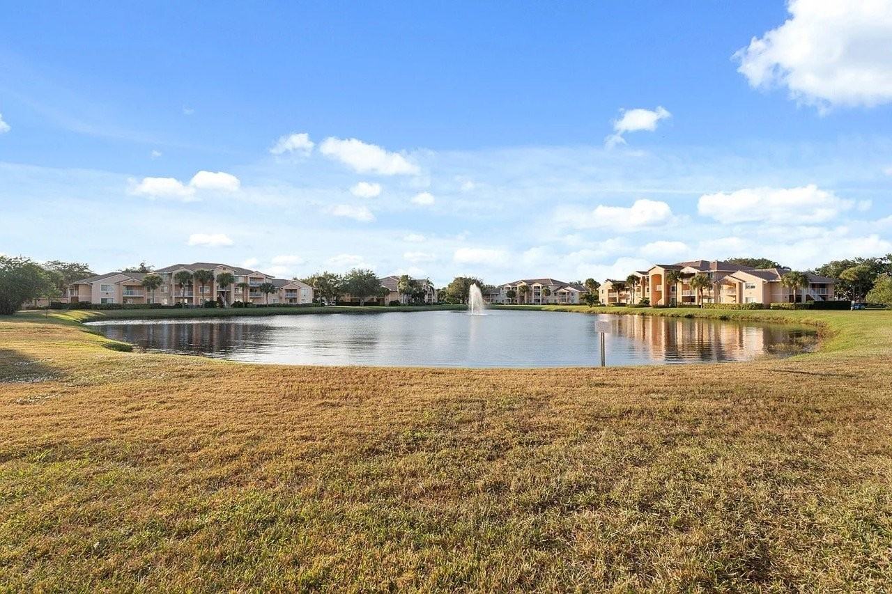 27101 Sw Palm Dr - Photo 2 of 12
