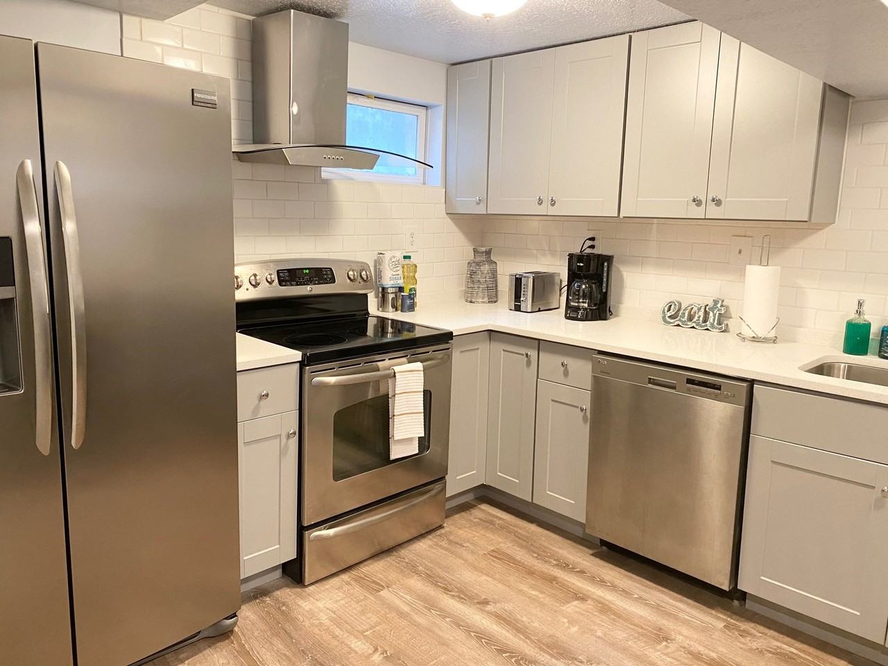 802 E St #BS - Photo 4 of 15