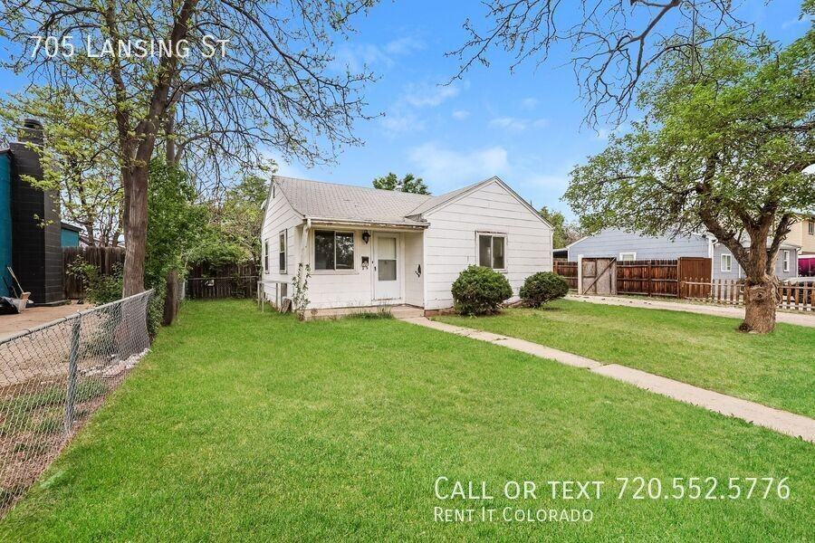 705 Lansing St - Photo 2 of 21