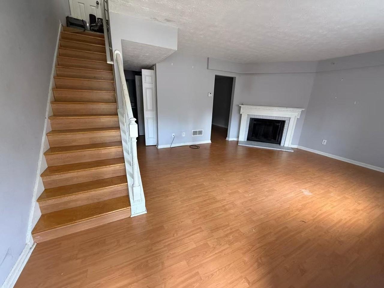 809 Burns Walk Ct Nw - Photo 2 of 13