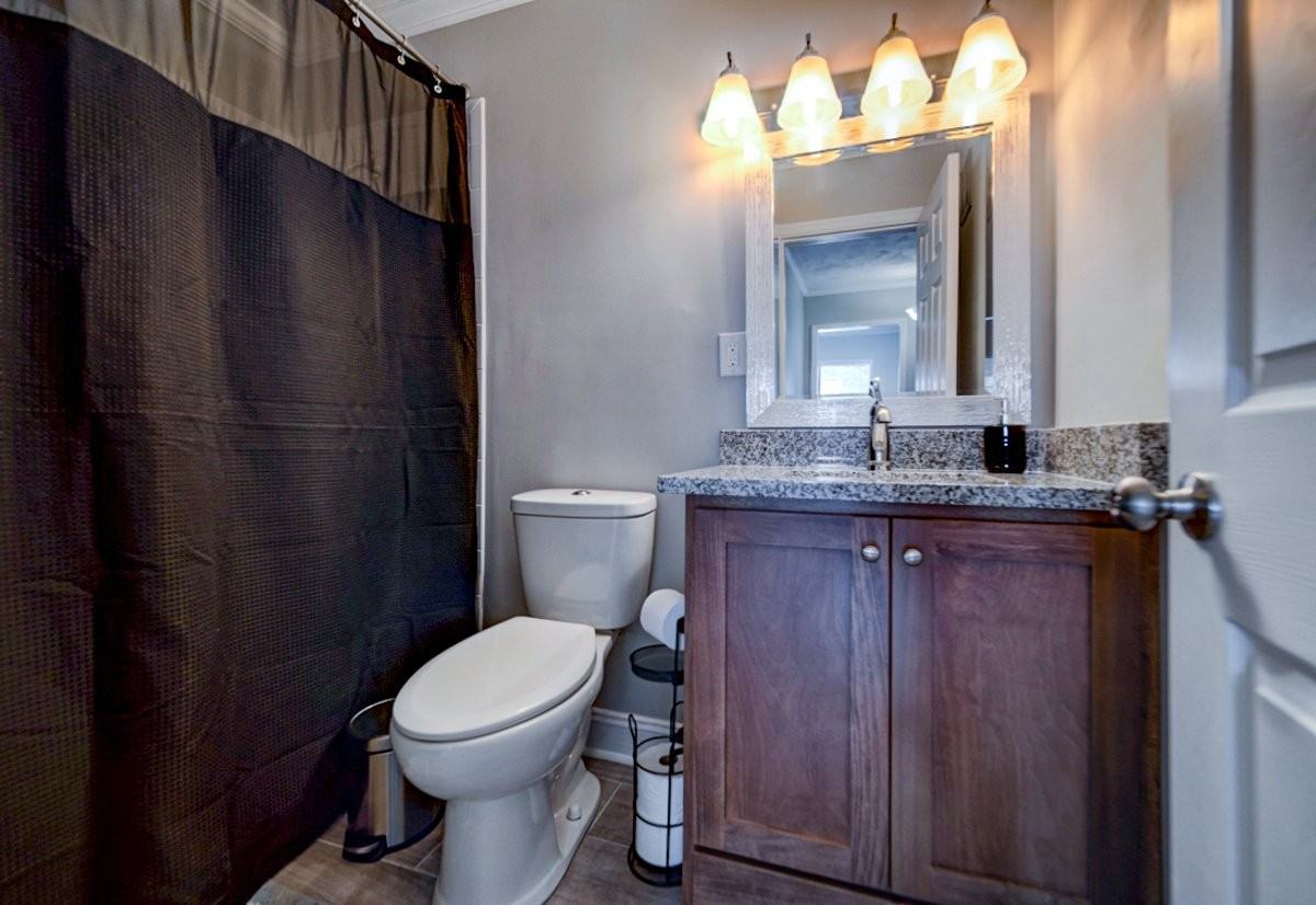 401 Kingwood Dr #A - Photo 4 of 14