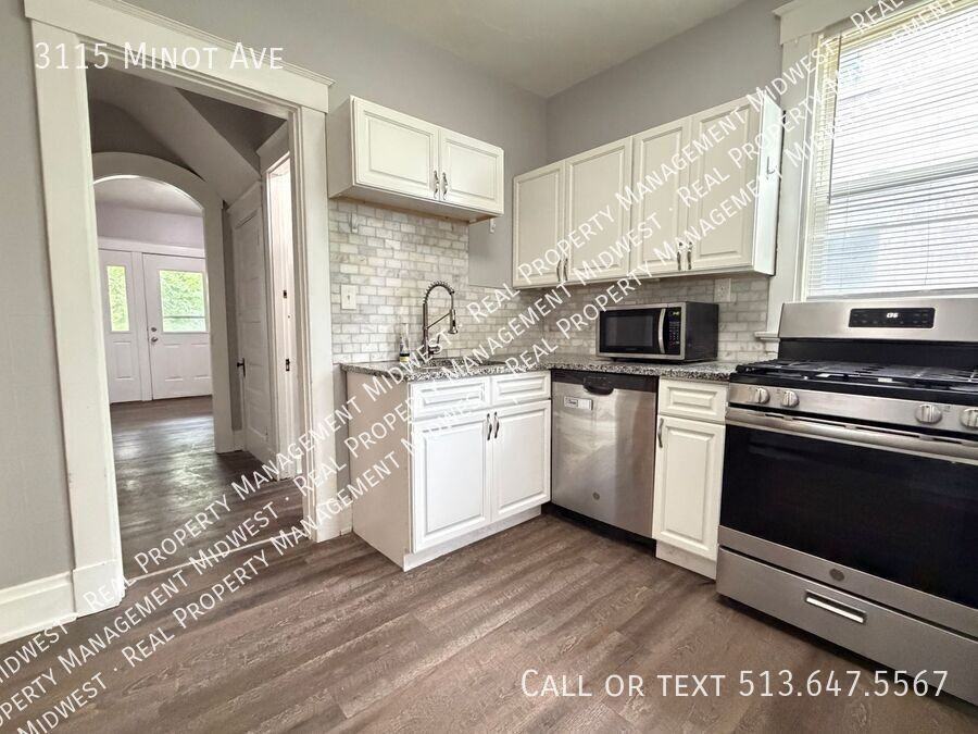 3115 Minot Ave - Photo 3 of 17