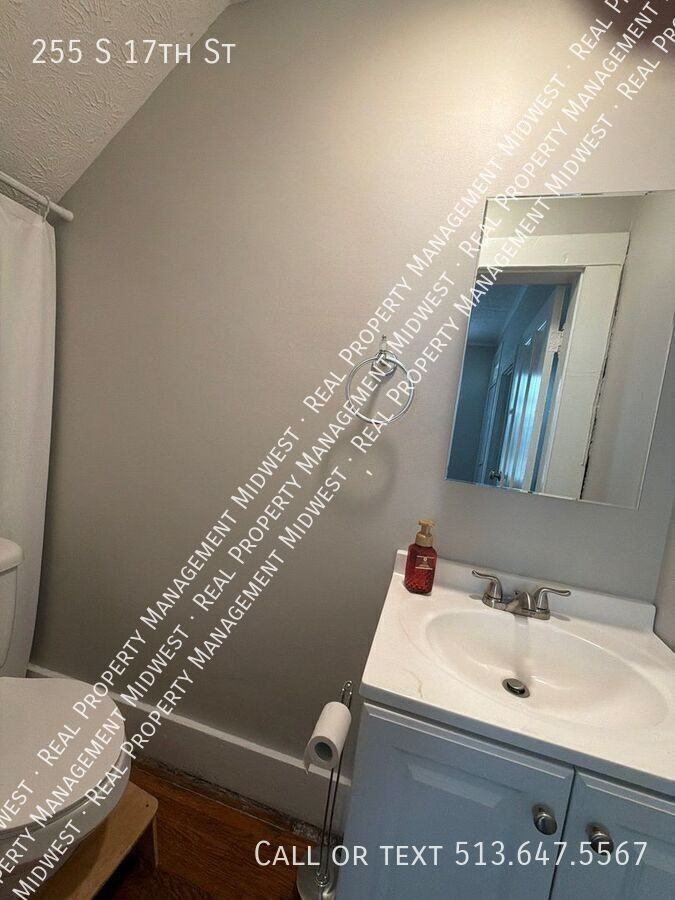 255 S 17th St - Photo 5 of 25