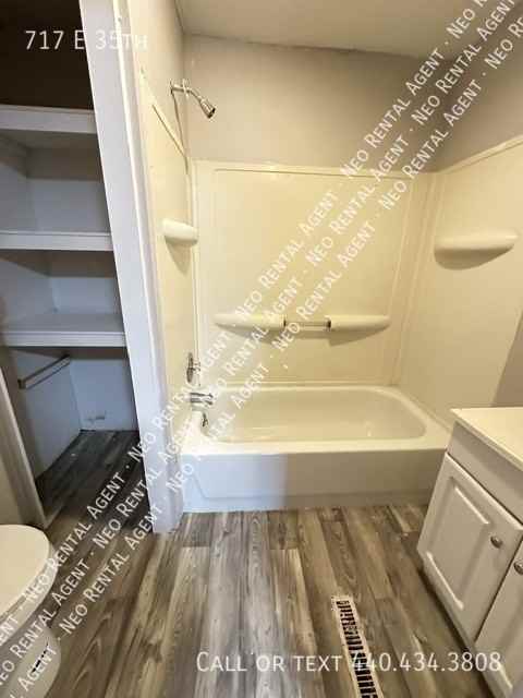 717 E 35th St - Photo 6 of 6