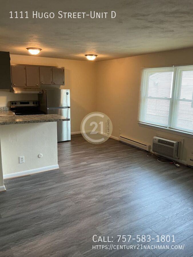 1111 Hugo Street-Unit D - Photo 2 of 7