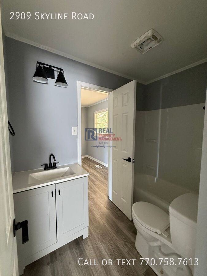 2909 Skyline Rd - Photo 5 of 6
