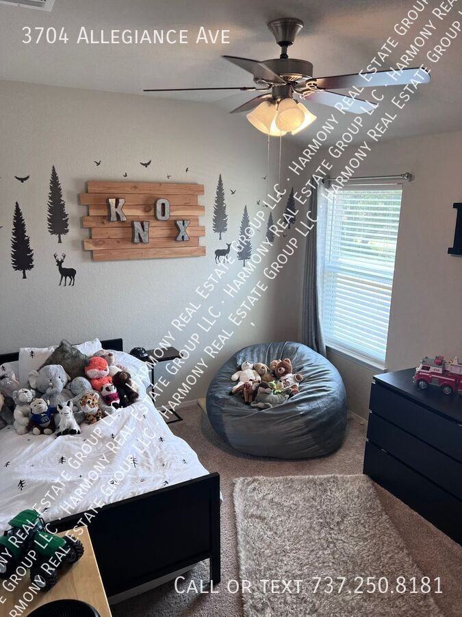 3704 Allegiance Ave - Photo 5 of 18