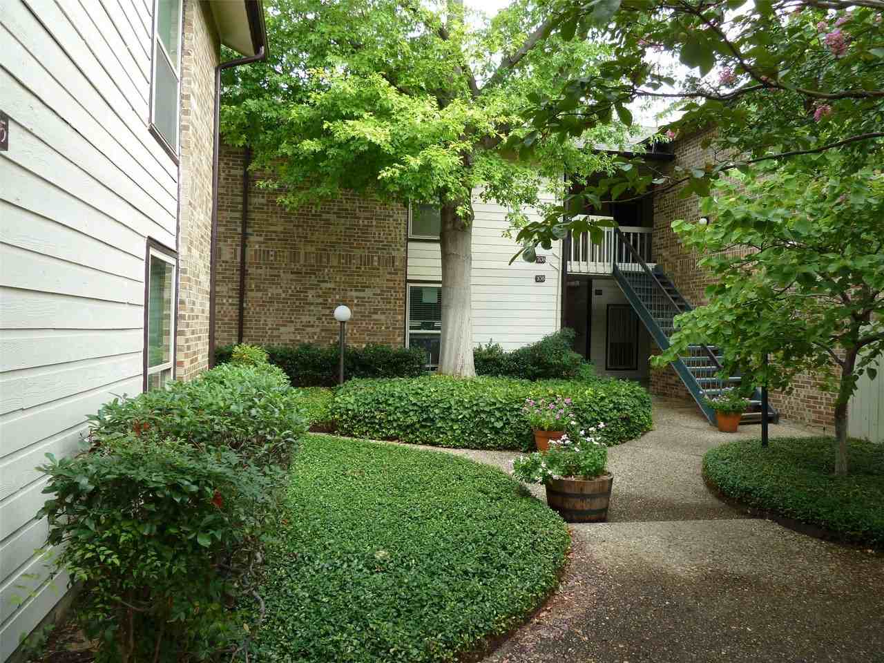 7107 Holly Hill Dr #1
