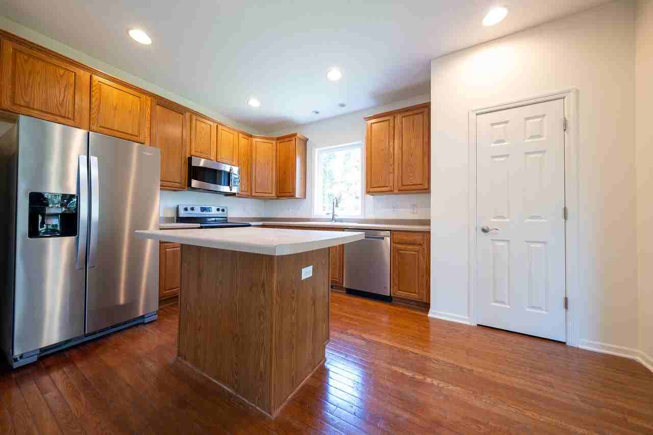 15523 Lilac Dr #1 - Photo 7 of 38