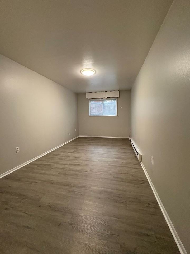 2700 N. Federal Blvd - Photo 6 of 17