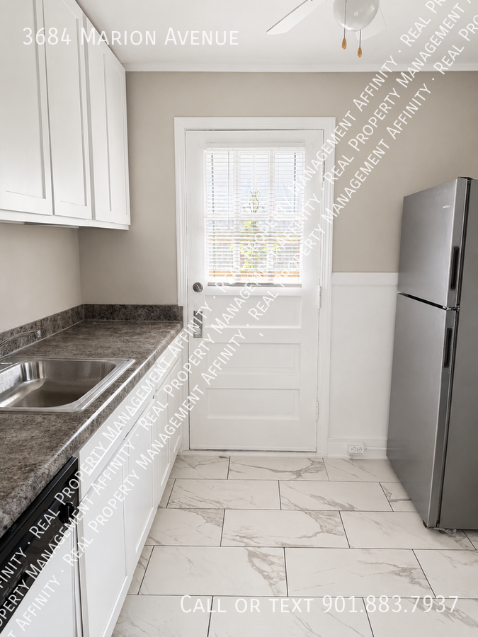 3684 Marion Ave - Photo 6 of 15