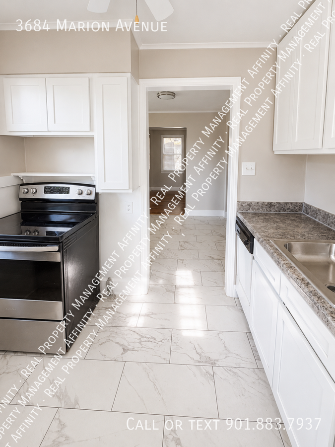 3684 Marion Ave - Photo 7 of 15