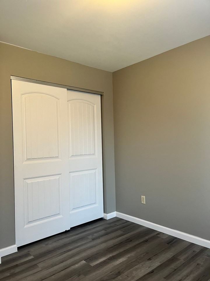 410 Briden Ct - Photo 6 of 21
