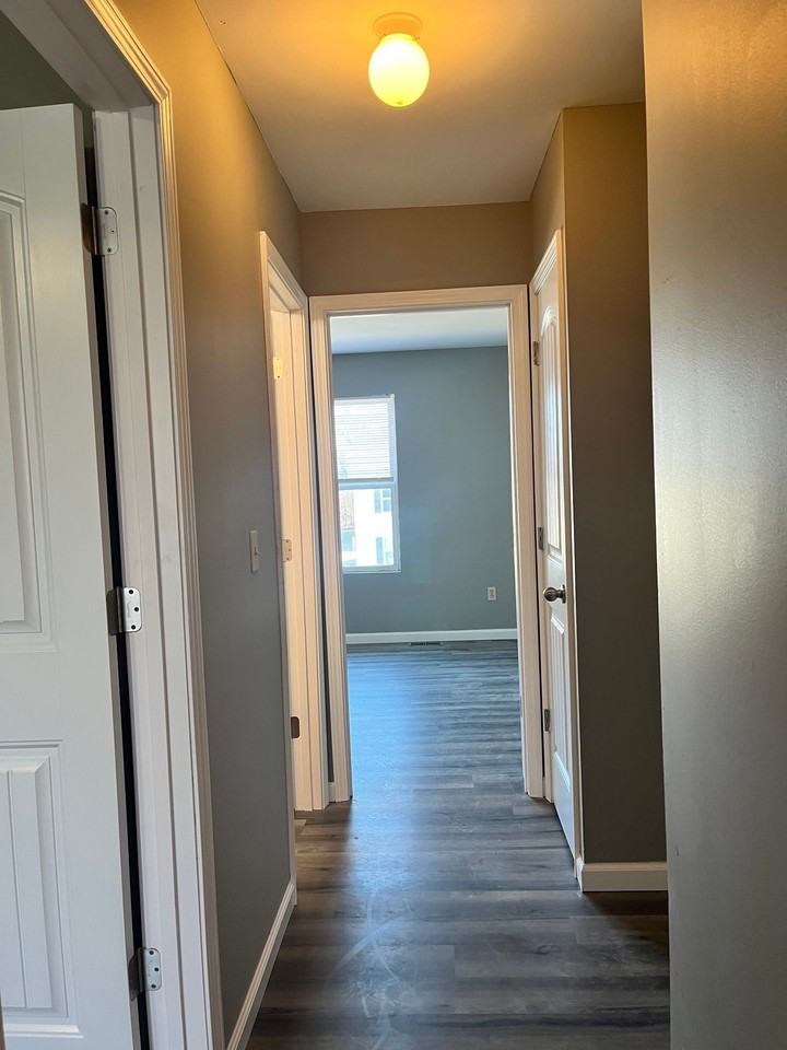 410 Briden Ct - Photo 7 of 21