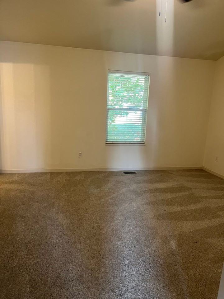 57 Monterey Cypress Dr - Photo 7 of 17